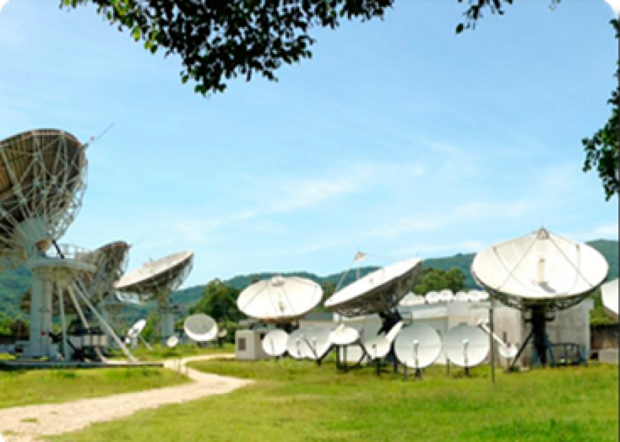 Antenas satelitales. Foto Hispasat.
