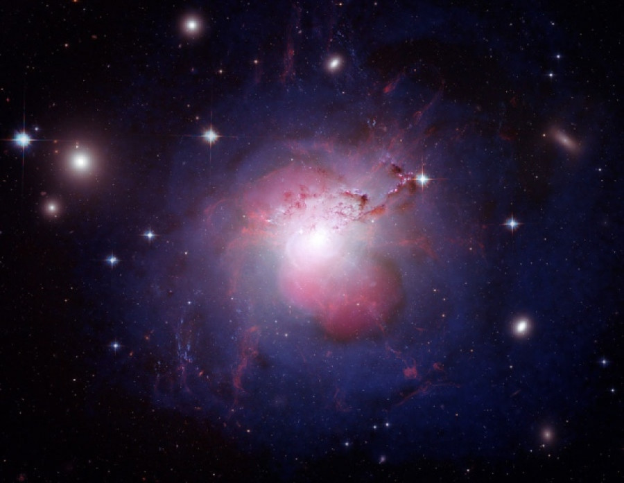 NGC1275 Perseus 900px