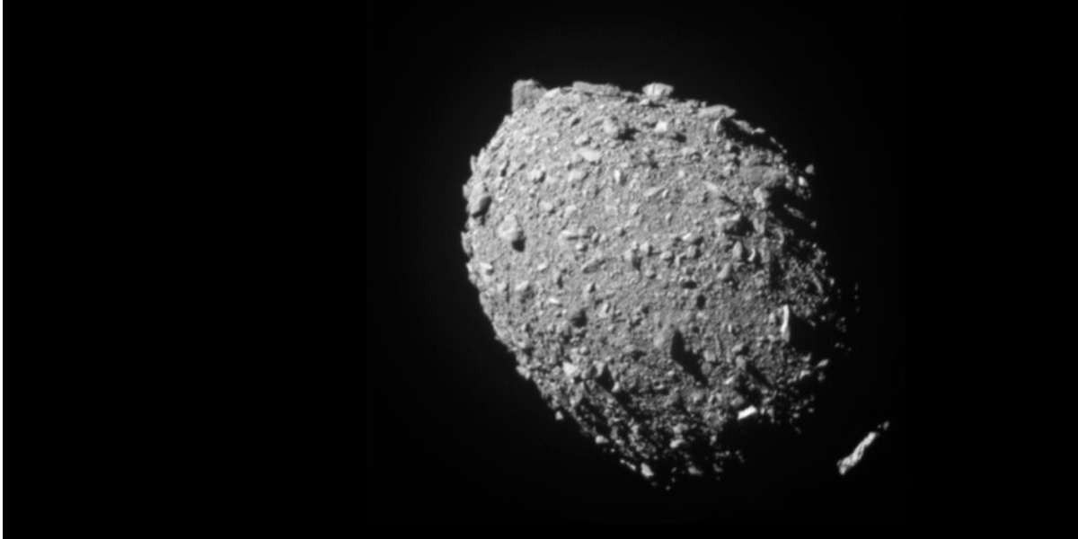 Imagen del asteroide Dimorphos once segundos antes del impacto de la sonda DART, el 27 de septiembre de 2022 [NASA vía GASS:UAV]. jpg