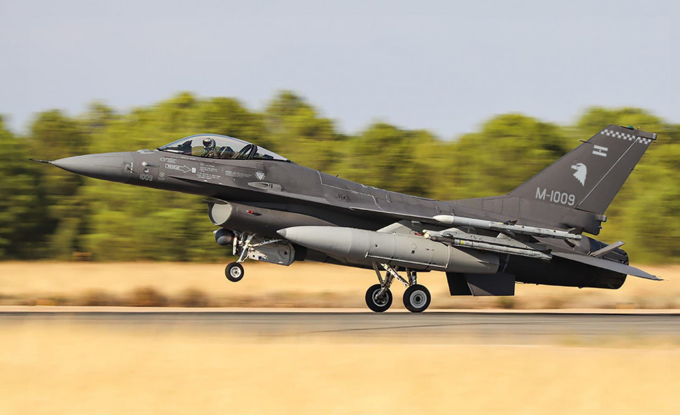 La Fuerza Aérea Argentina invertirá 350 millones de dólares para el armamento del F-16
