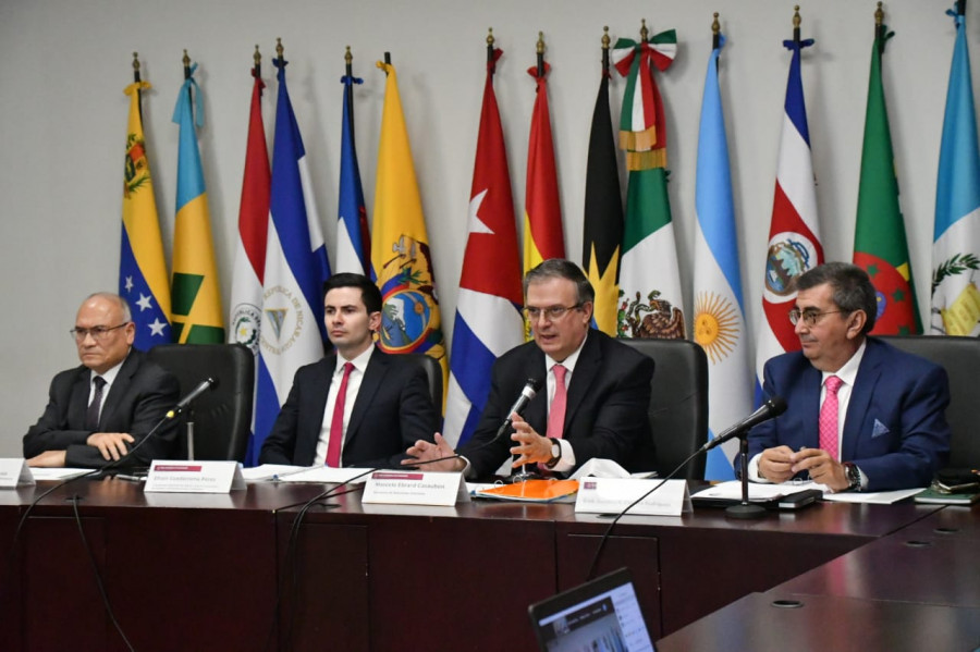 En reunión virtual de mediados de diciembre se avanzo en la creación de la agencia espacial latinoamericana. Foto Presidencia de México.