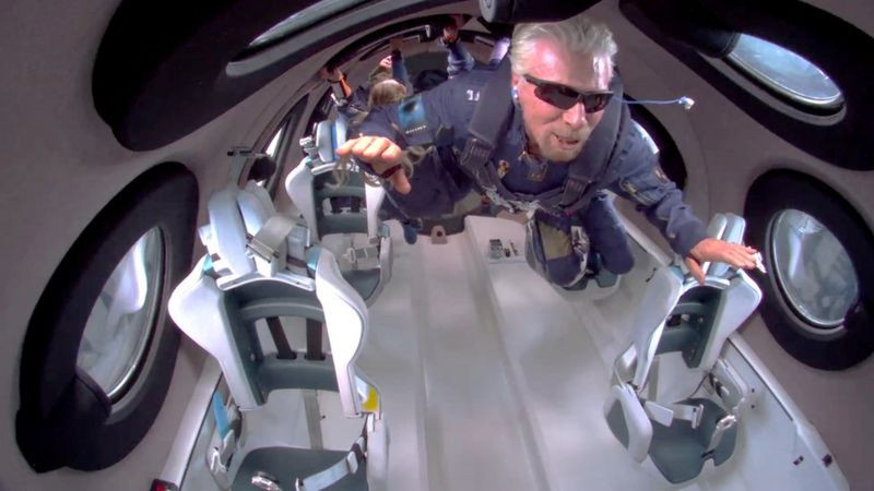 Richard Branson en el viaje. Foto Virgin Galactic.
