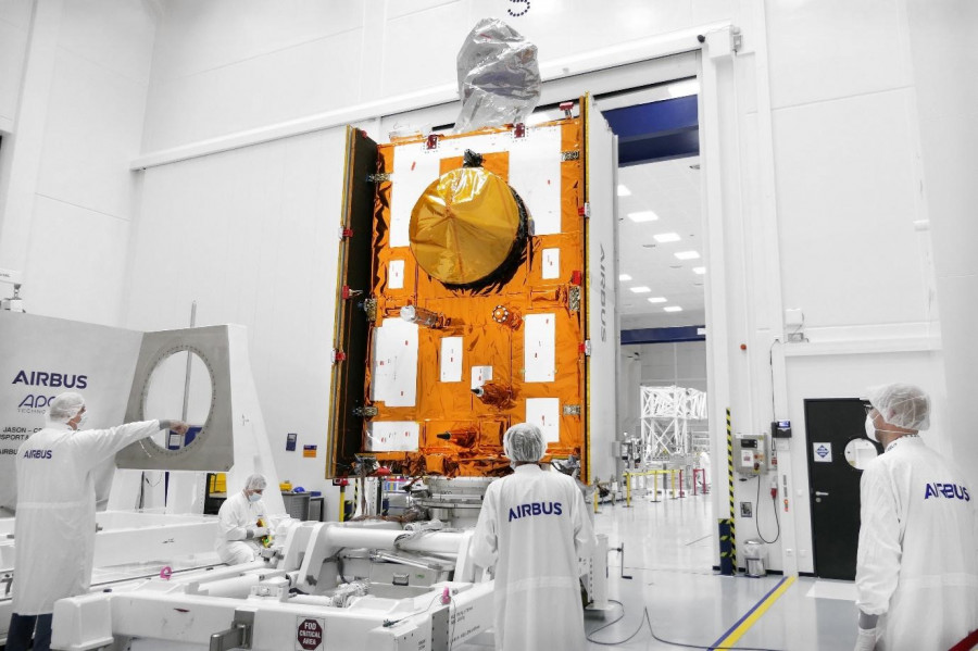 Integración del Sentinel 6B. Foto Airbus DS.