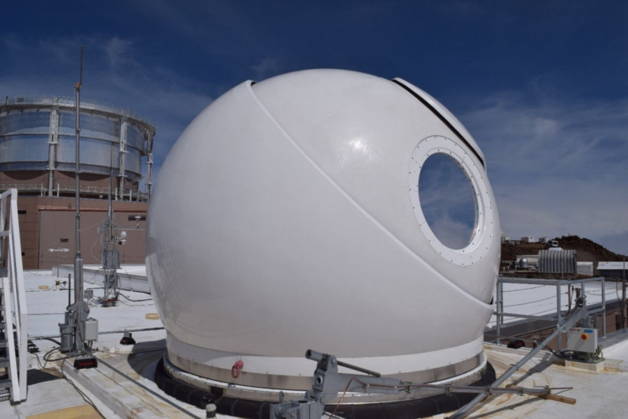 Cúpula del telescopio óptico OGS-2. Foto NASA