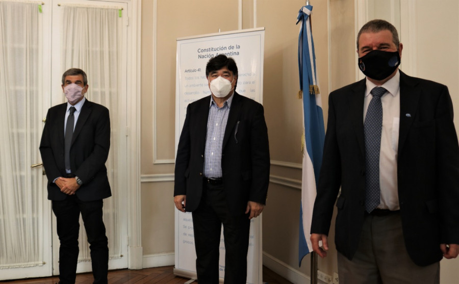 Roberto Salvarezza, Carlos Zannini, Raúl Kulichevsky. Foto Ministerio de Ciencia, Tecnología e Innovación de Argentina..