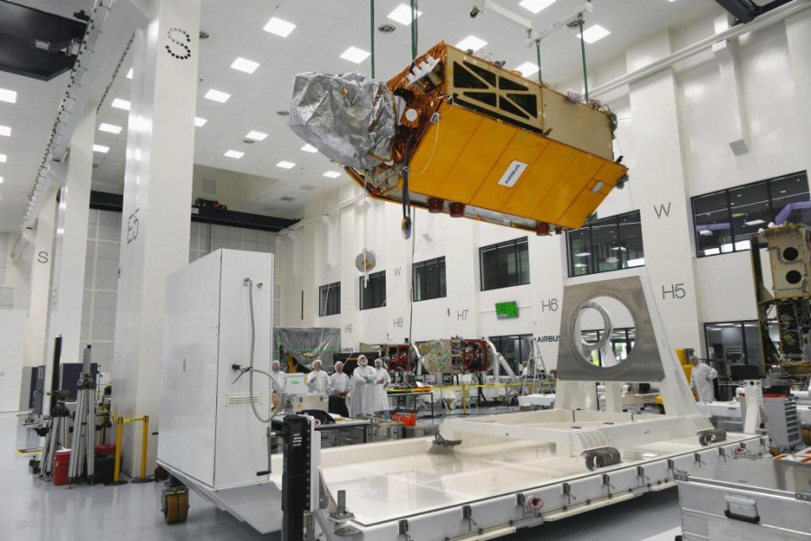 Senitnel 6A en sala limpia. Foto Airbus DS.