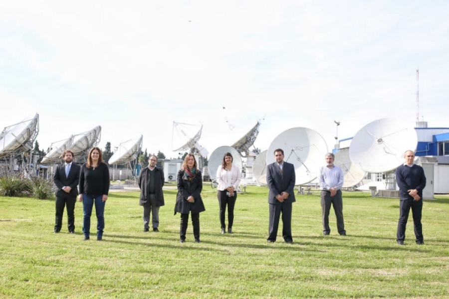 Visita de Sabina Frederic a la Estación Terrena en Benavídez. Foto Ministerio de Seguridad
