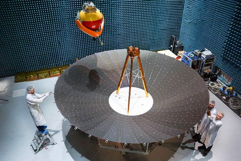 Reflector construido por Airbus. Foto Airbus