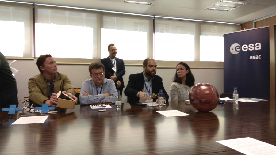 Representares de la ESA y CDTI. Foto MBS.