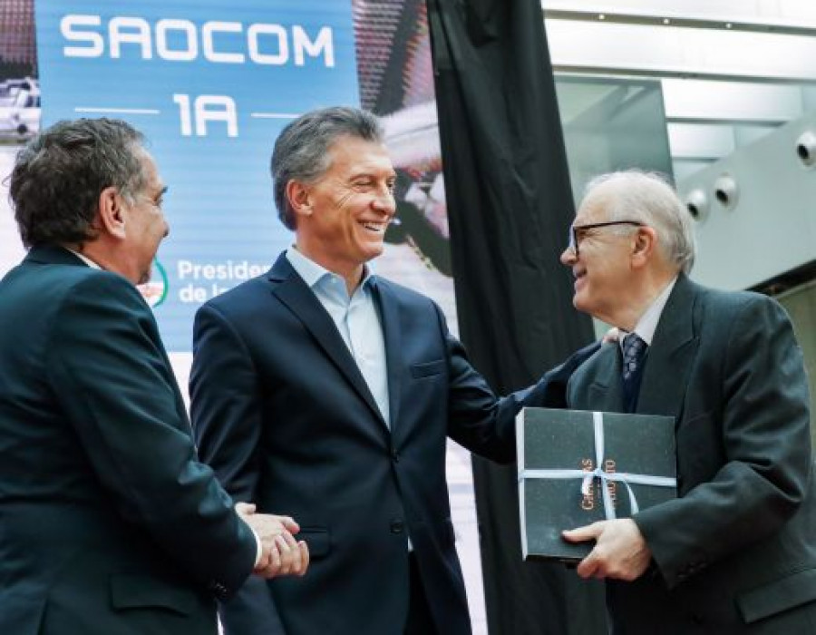 Macri satelite3 520