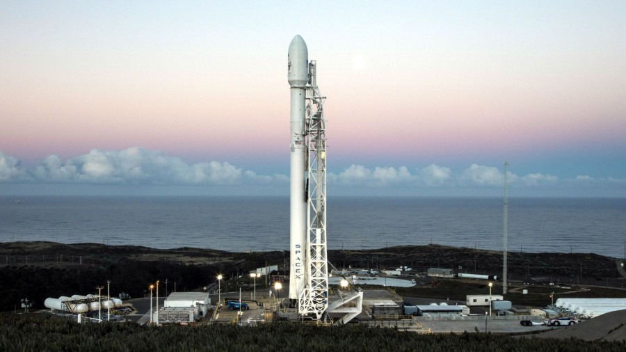 Spacex iridium falcon 9 elon musk vandenberg launch 2017