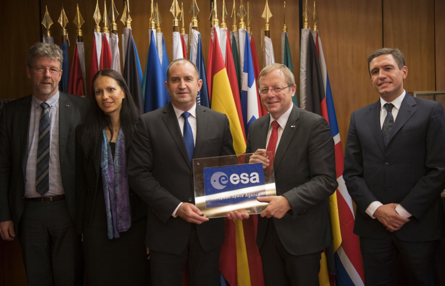 Visit of Bulgarian President to ESA HQ