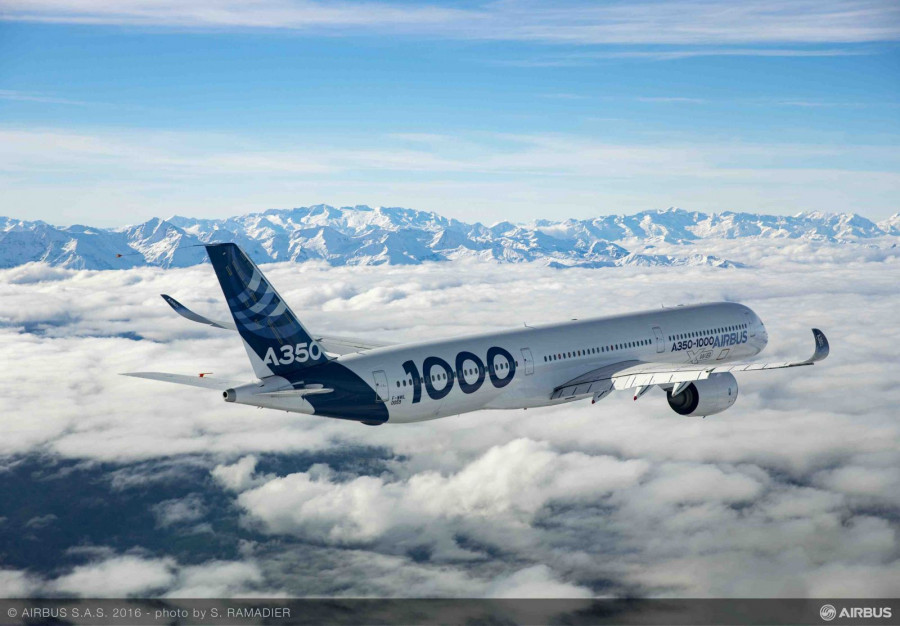 A350 1000 MSN059 Airbus in fl low res