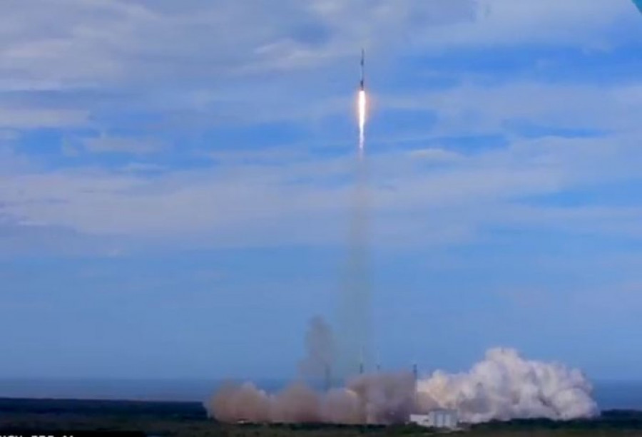 Dragon liftoff node full image 2
