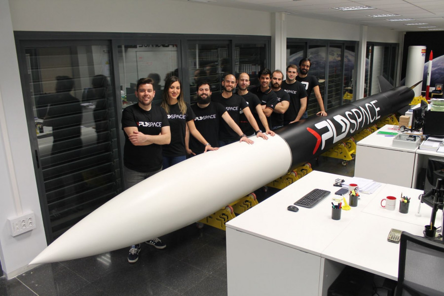 PLDSpace team with ARION1 small