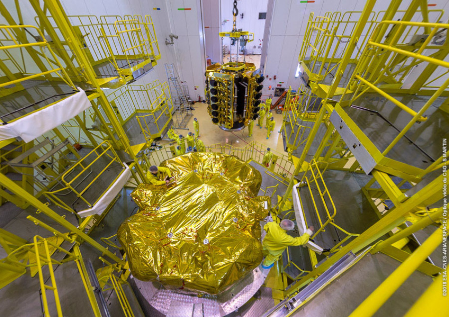 Pose O3b sur Fregat Arianespace CSG