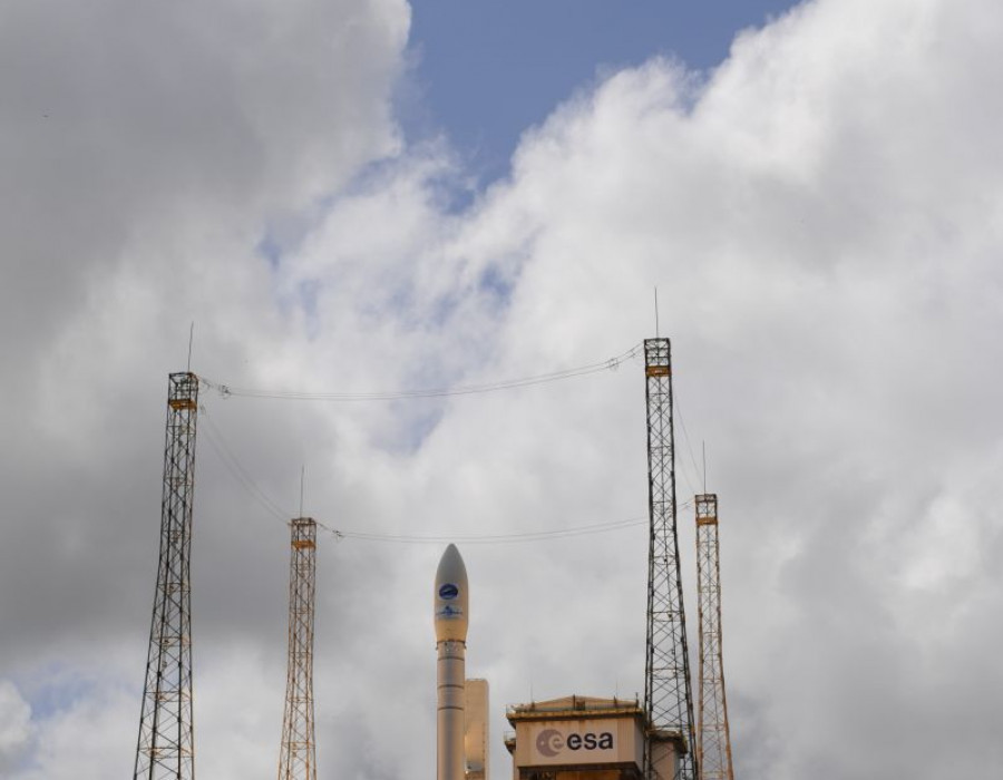 Vega VV04 IXV Liftoff