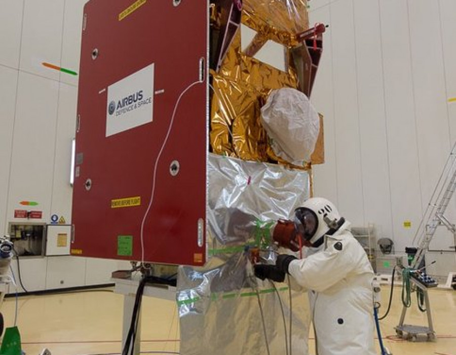 Fuelling Sentinel 2B