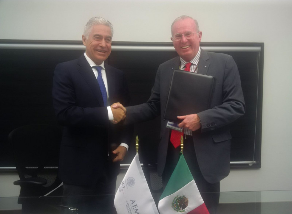 Agencia espacial mexico eutelsat