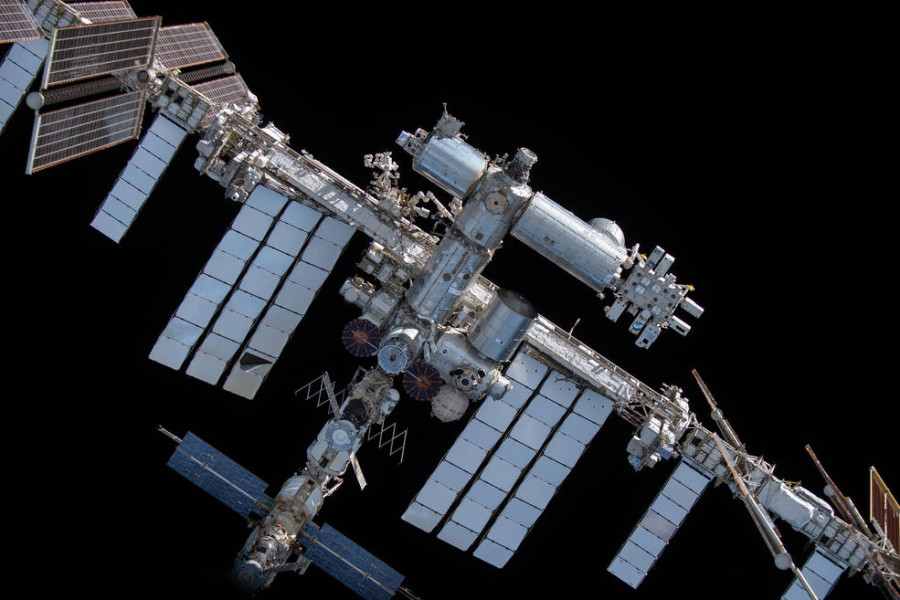 La Estación Espacial Internacional desde una Endeavour de SpaceX