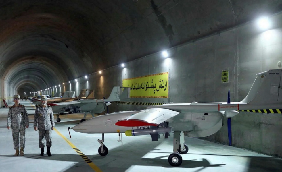 Irán muestra una base secreta y desvela un arsenal de más de 100 drones