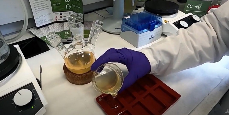 Testing bio based expoxy pillars