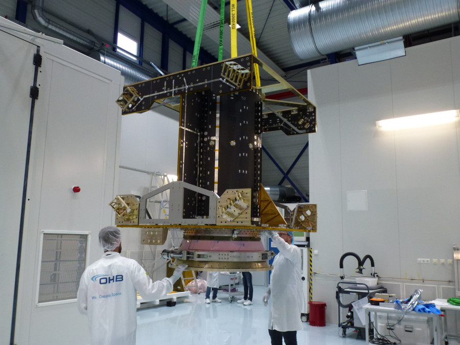 Hera asteroid mission s first step pillars