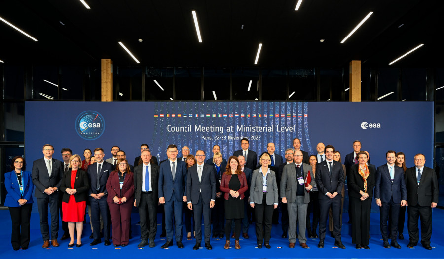 CM22 Portrait of the Ministers