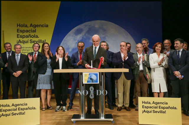 Antonio Muñoz, alcalde de Sevilla, sede de la Agencia Espacial Española