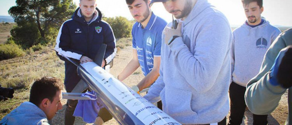 Charlie el mayor cohete lanzado por un equipo de estudiantes en Espana 020123 750x375