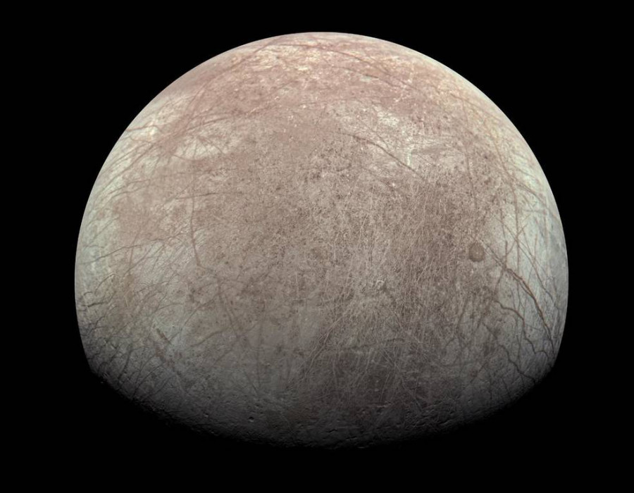 1 pia25695 europa globe by juno