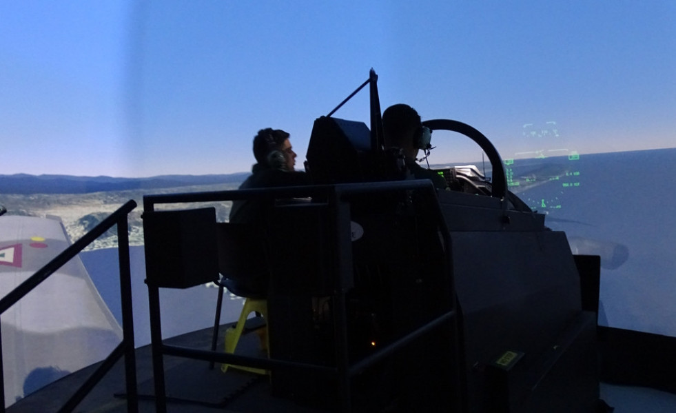 La Escuela Militar de Aviación de la FAM cuenta con uno de los mejores simuladores de vuelo