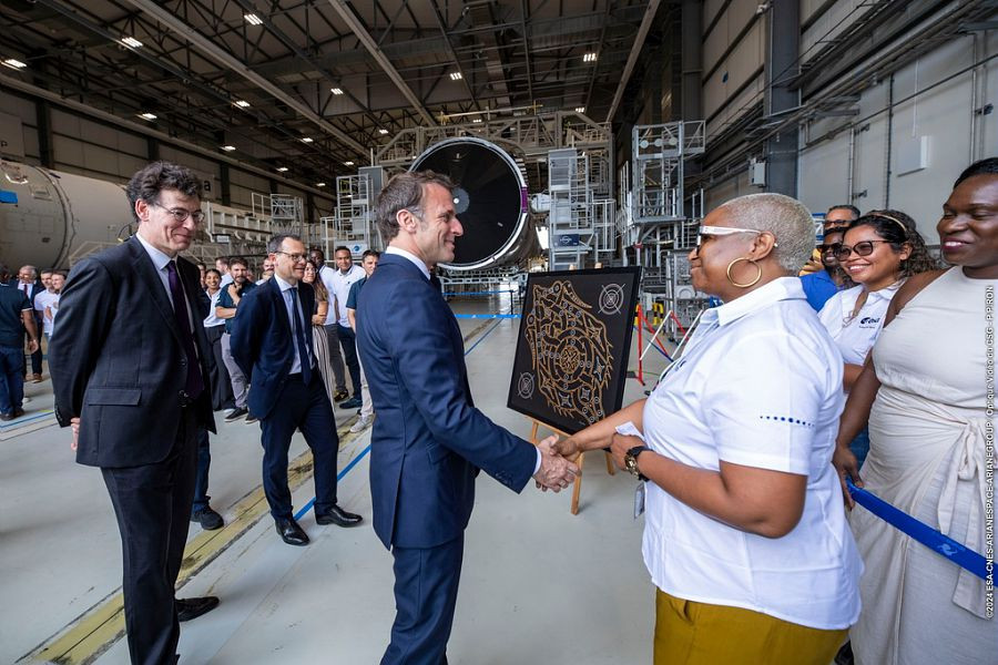 Macron Ariane