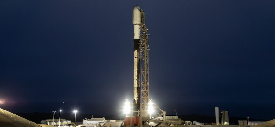 20250420 NROL 145 Vertical