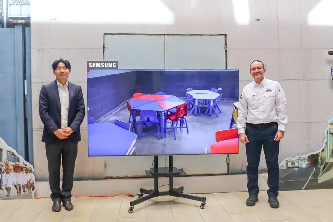 El Salvador adquiere dispositivos de comunicación Samsung de grado militar para su policía