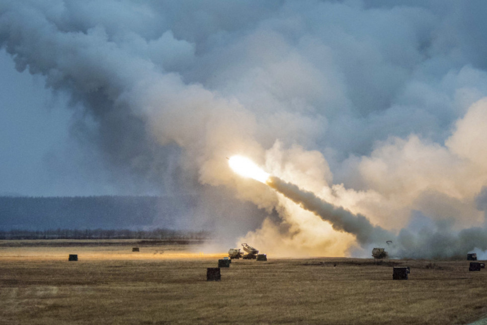 Francia avanza en la búsqueda europea de alternativas al lanzacohetes Himars de EEUU con un desarrollo propio