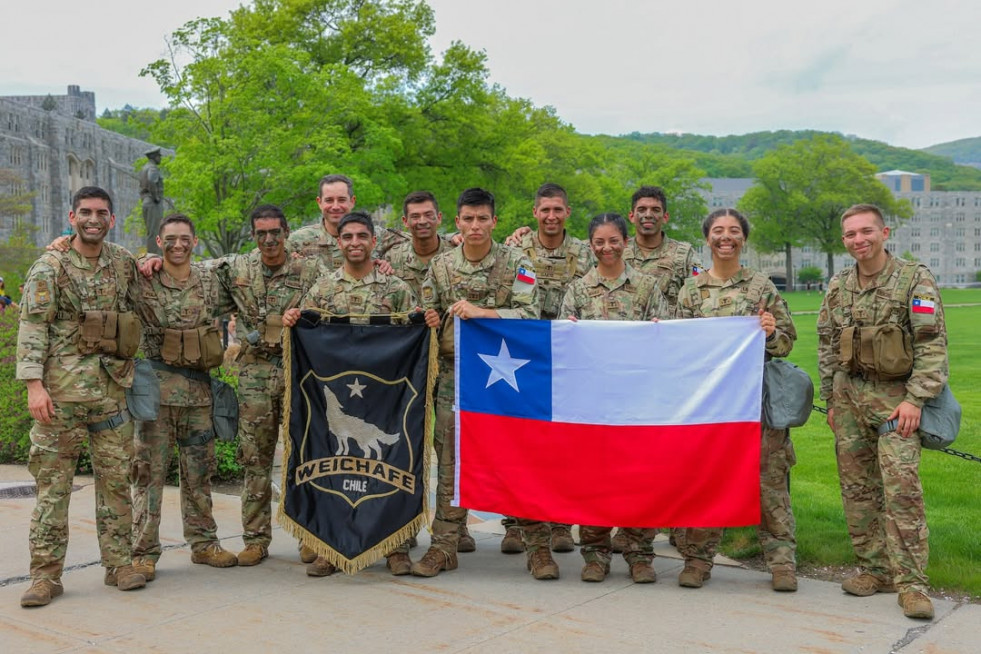 La Escuela Militar del Ejército de Chile logra el 7° lugar a nivel internacional en el evento Sandhurst 2025 de EEUU
