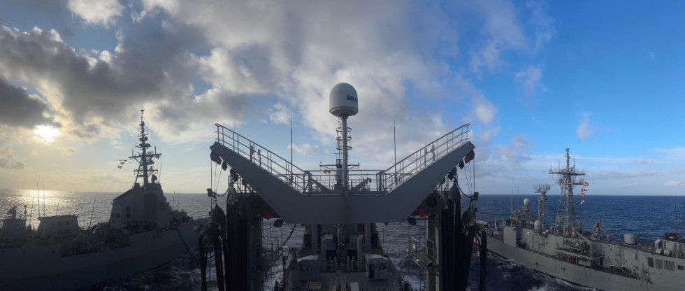 La Armada concluye el ejercicio Sinkex 25 e inicia el despliegue del Grupo de Combate Expedicionario Dédalo