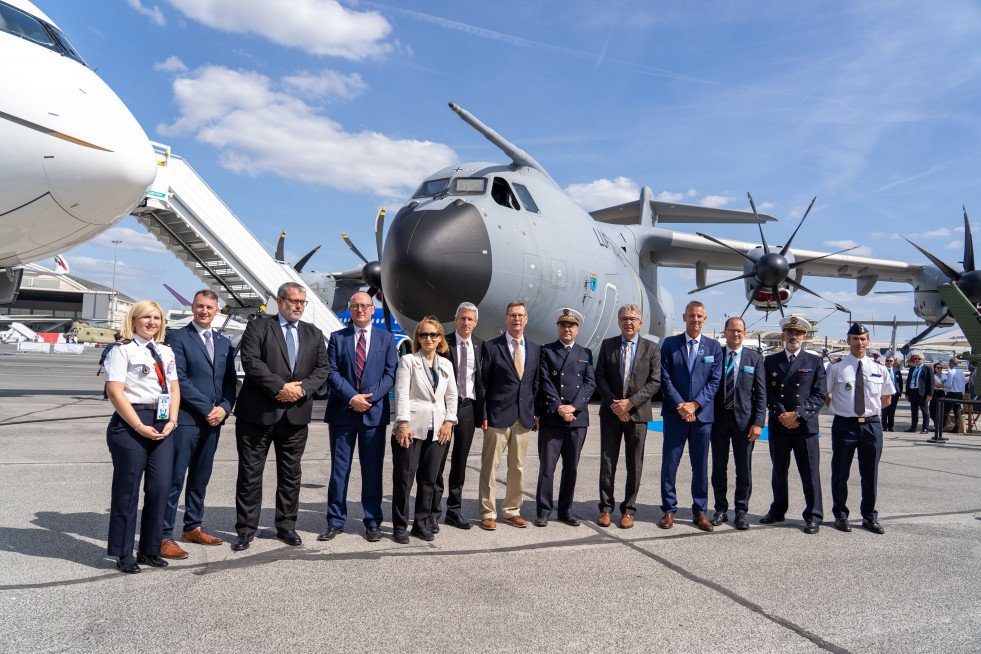 Francia y España acuerdan adelantar entregas del A400M y desarrollar nuevas capacidades