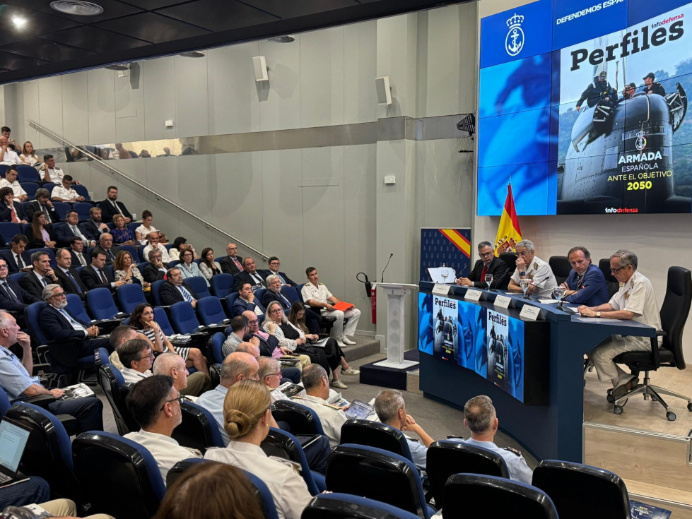 El Ajema presenta el monográfico de Infodefensa que recoge por primera vez los 37 buques que modernizarán la Armada hasta 2035