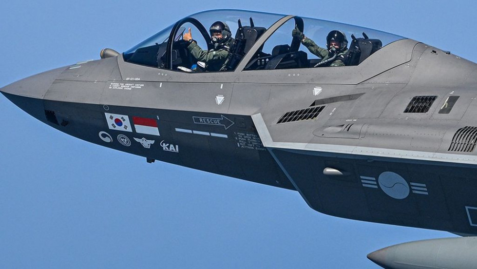 Polonia se interesa por el KF-21 para operar junto sus 32 F-35 y a cuyo aspecto recuerda el caza coreano