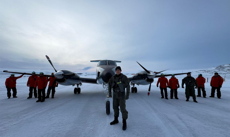 Argentina ejecuta la primera evacuación sanitaria invernal desde la Base Antártica Petrel tras su reactivación