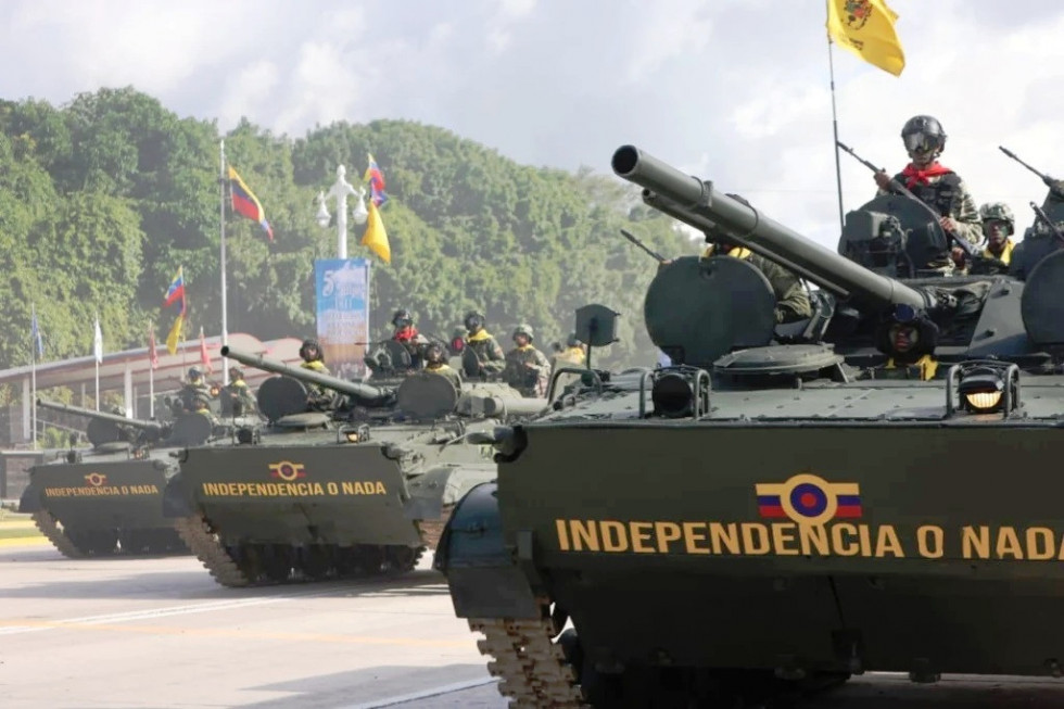 Venezuela exhibe su poder militar en la celebración del 214º aniversario de su Independencia