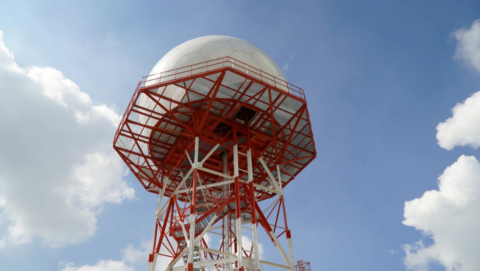 Indra entrega a Colombia el primer radar del contrato de 65 millones de euros para actualizar la red de vigilancia aérea