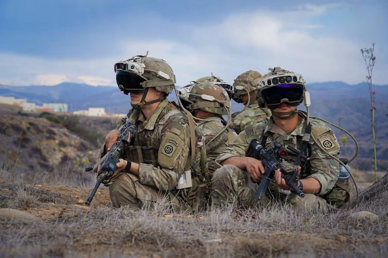 El US Army colabora con el Ejército de Chile en la implementación del Sistema de Visualización del Campo de Batalla